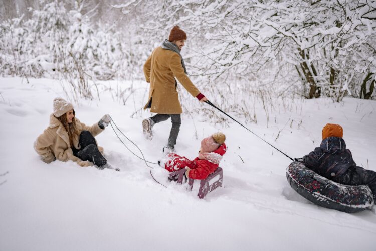 Help Erin and Her Children Stay Warm This Winter image